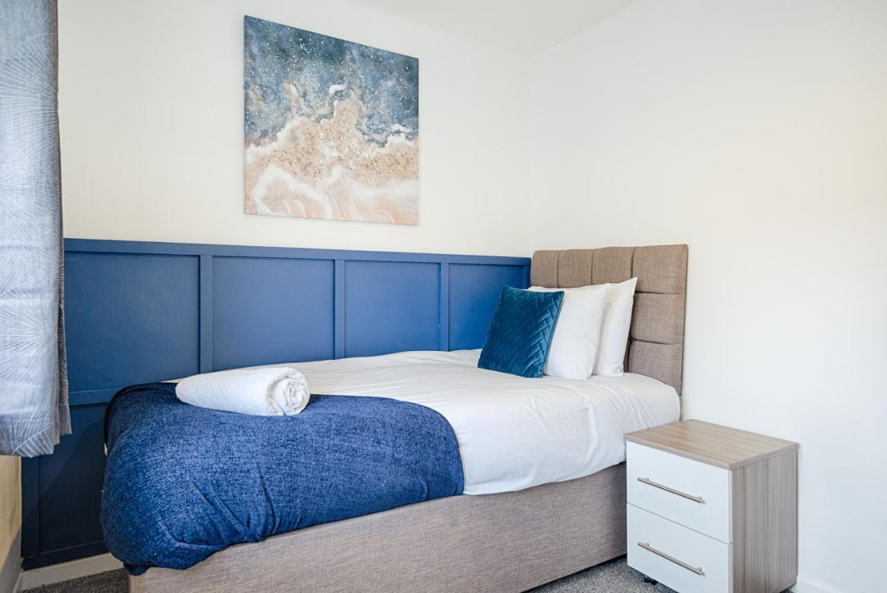 Private Parking, Garden, Close To Beach! 스완지 외부 사진